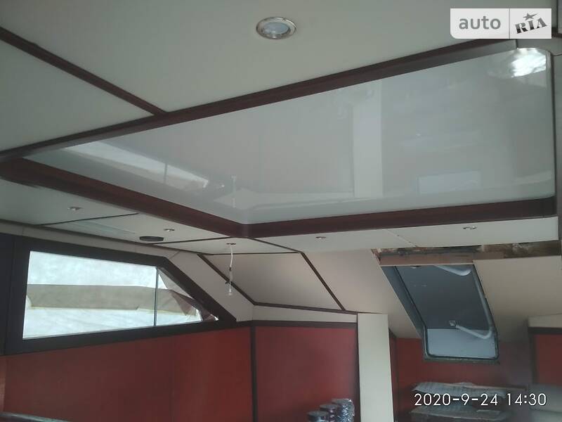 Моторная яхта Azimut 58 2017 в Киеве