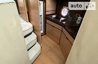 Моторная яхта Azimut Flybridge-Range 2011 в Киеве