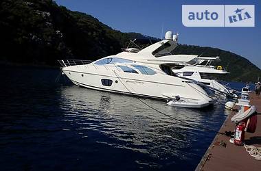 Моторная яхта Azimut Flybridge-Range 2005 в Киеве