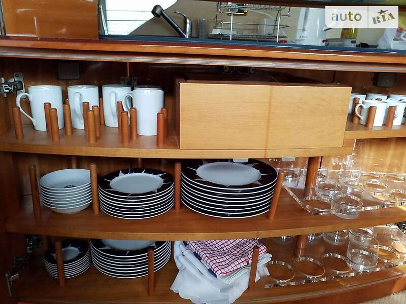 Моторная яхта Azimut Flybridge-Range 2005 в Киеве