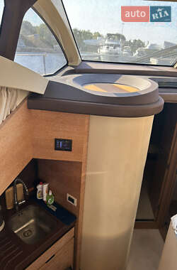 Моторна яхта Azimut Flybridge-Range 2011 в 