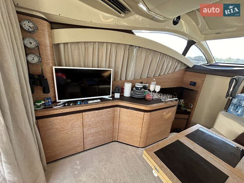 Моторна яхта Azimut Flybridge-Range 2011 в Києві фото 54 Моторна яхта Azimut Flybridge-Range 2011 в Києві