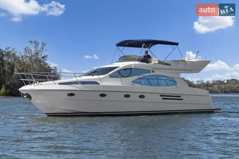 Azimut Flybridge-Range 2004