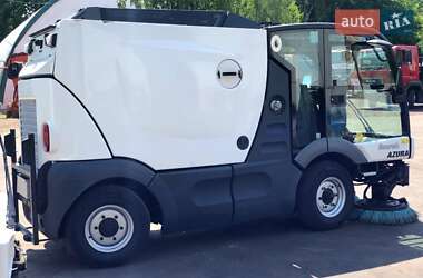 Прибиральна машина Azura MC 200 2014 в Житомирі