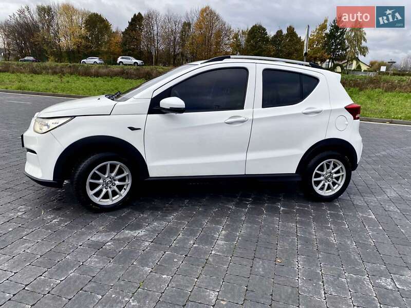 Позашляховик / Кросовер BAIC EC3 2018 в Черкасах