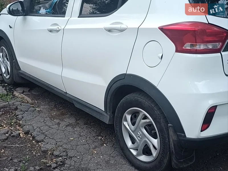 BAIC EC3