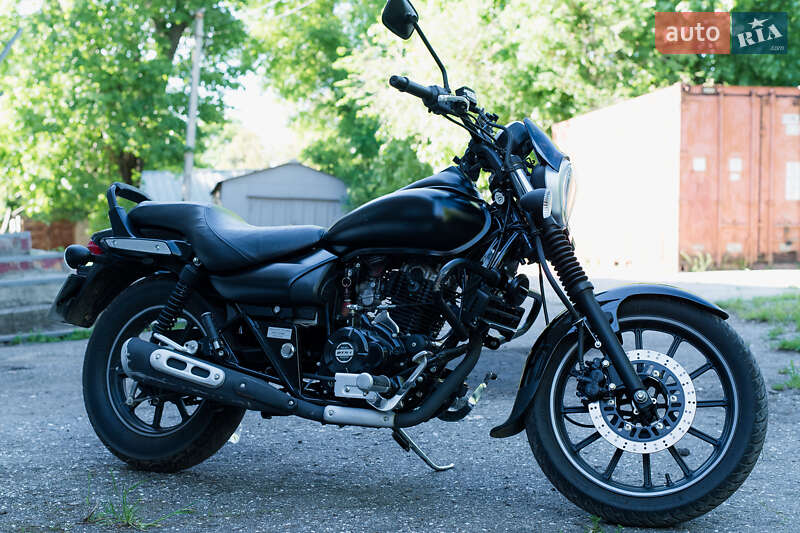 Bajaj Avenger 2019
