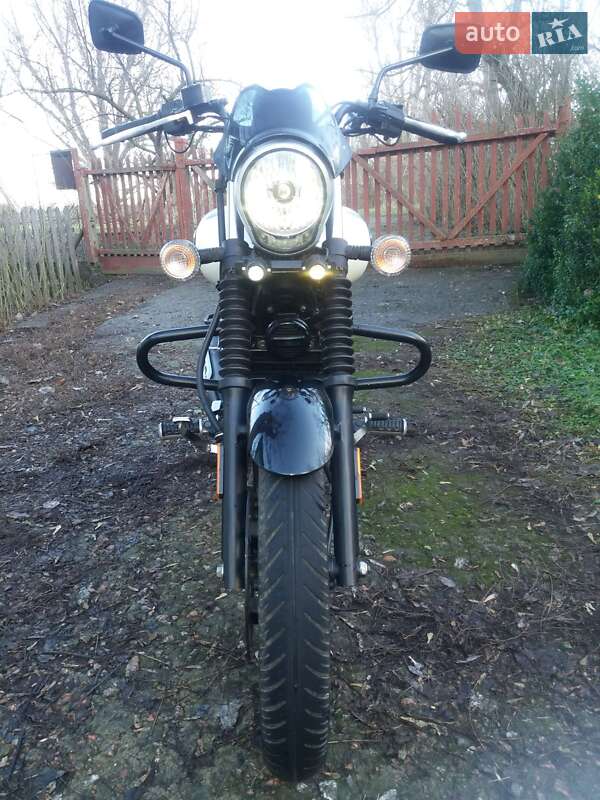 Мотоцикл Круизер Bajaj Avenger 2020 в Новгородке
