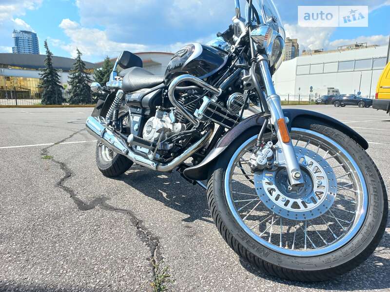 Мотоцикл Чоппер Bajaj Avenger 2020 в 