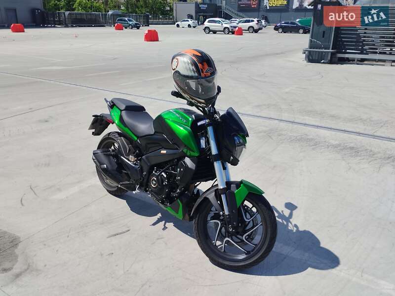 Мотоцикл Спорт-туризм Bajaj Dominar 400 2021 в 