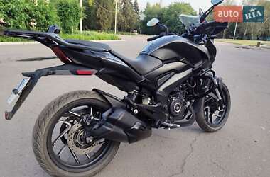 Мотоцикл Классик Bajaj Dominar 400 2022 в 