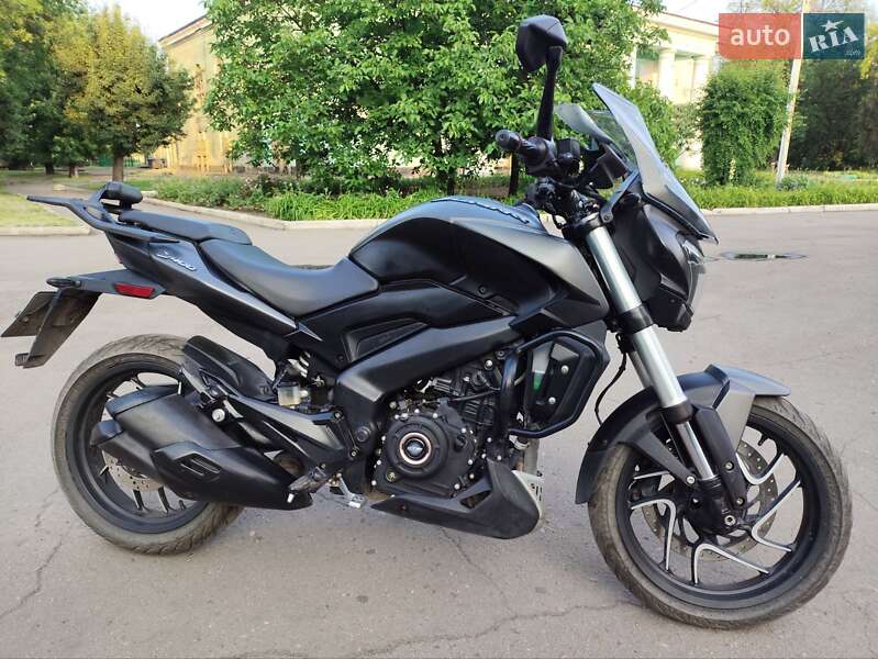 Bajaj Dominar 400 2022