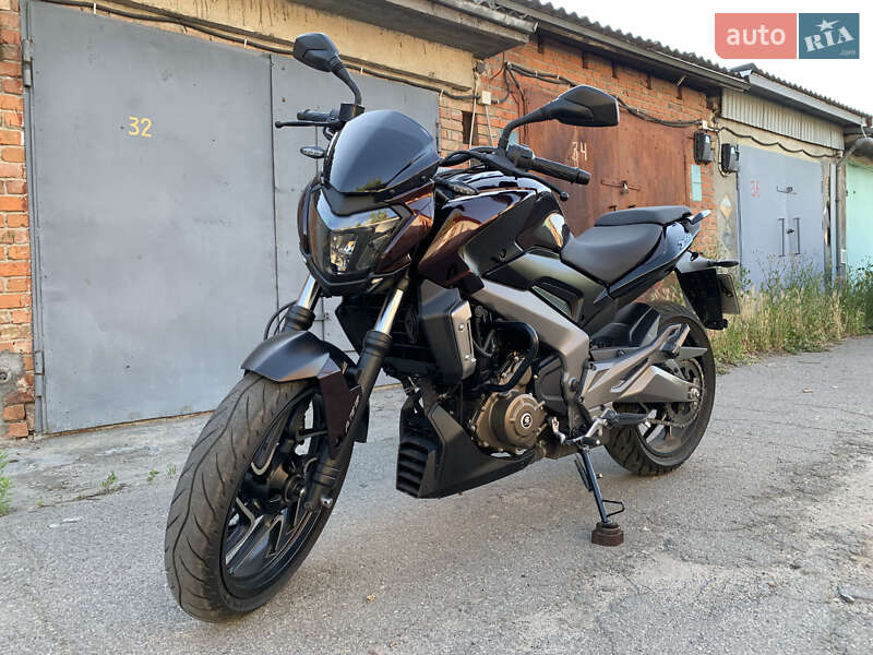Bajaj Dominar 400 2018