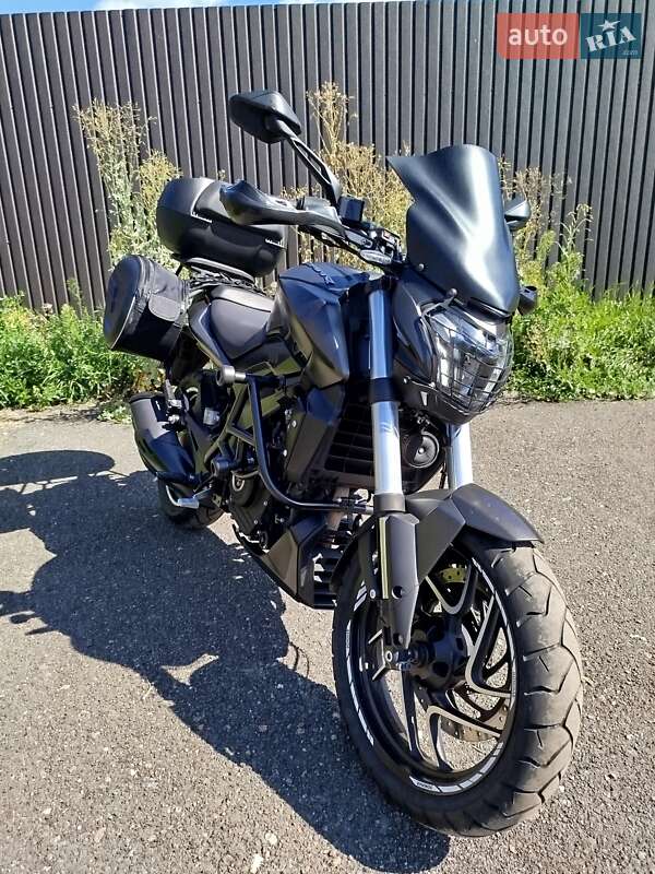 Bajaj Dominar 400 2019
