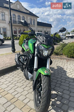 Мотоцикл Без обтекателей (Naked bike) Bajaj Dominar 400 2023 в 