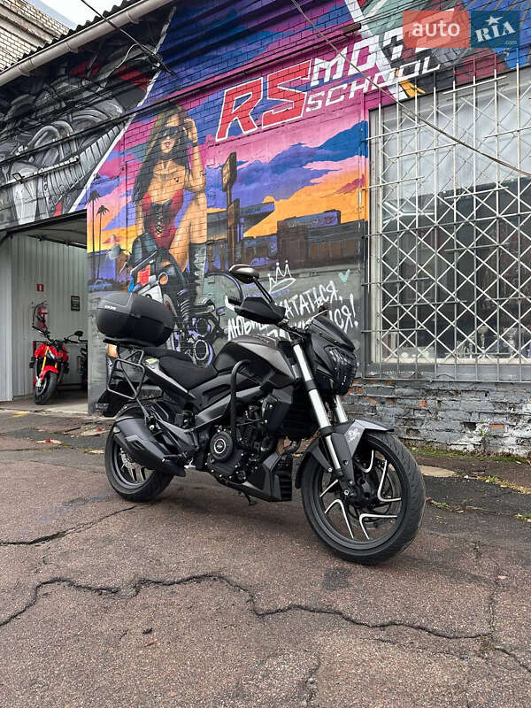 Bajaj Dominar 400 2019