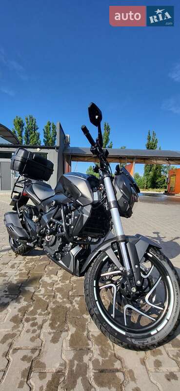 Bajaj Dominar D400 2020