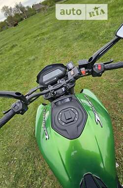 Мотоцикл Без обтекателей (Naked bike) Bajaj Dominar D400 2019 в 