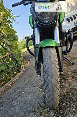 Мотоцикл Без обтекателей (Naked bike) Bajaj Dominar D400 2019 в 