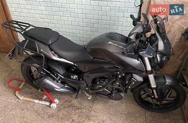 Мотоцикл Без обтекателей (Naked bike) Bajaj Dominar D400 2022 в Броварах