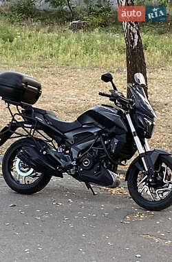 Мотоцикл Без обтекателей (Naked bike) Bajaj Dominar D400 2022 в Броварах