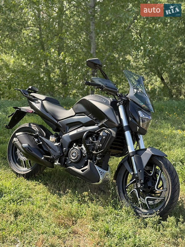 Мотоцикл Без обтекателей (Naked bike) Bajaj Dominar D400 2024 в Киеве
