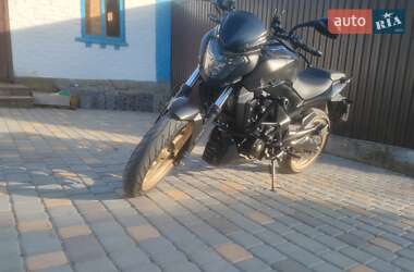 Мотоцикл Без обтекателей (Naked bike) Bajaj Dominar D400 2018 в 