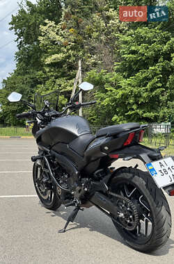 Мотоцикл Без обтекателей (Naked bike) Bajaj Dominar D400 2023 в 