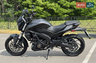 Мотоцикл Без обтекателей (Naked bike) Bajaj Dominar D400 2023 в 