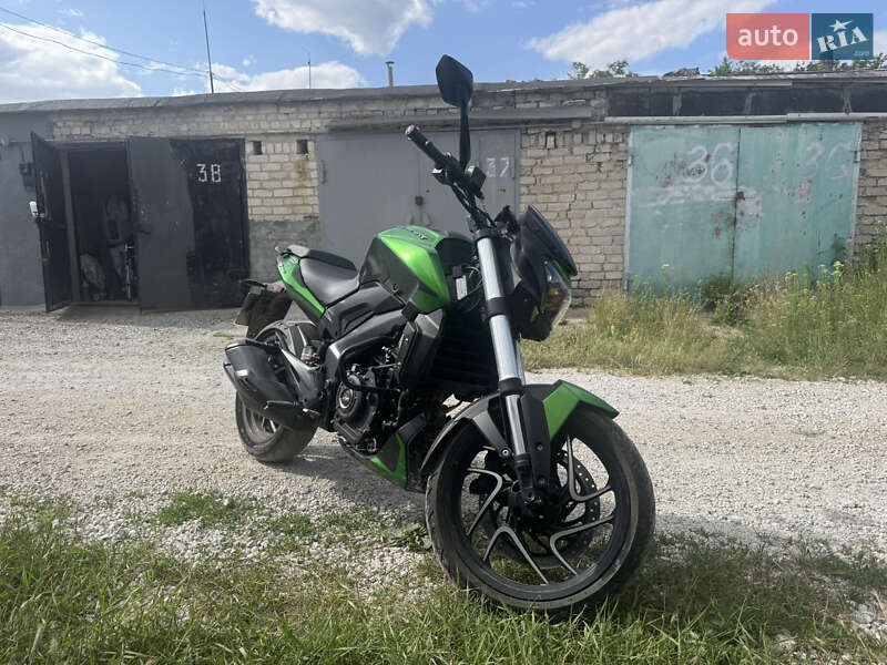 Мотоцикл Спорт-туризм Bajaj Dominar D400 2020 в 