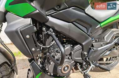 Мотоцикл Спорт-туризм Bajaj Dominar D400 2021 в 