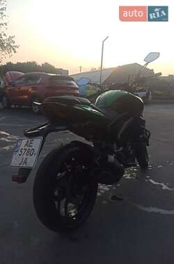 Мотоцикл Без обтекателей (Naked bike) Bajaj Dominar D400 2021 в 