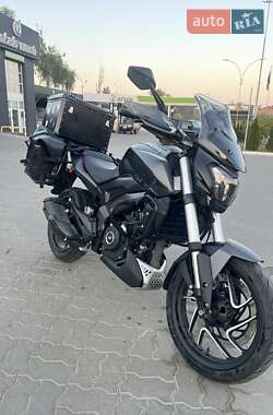 Мотоцикл Без обтекателей (Naked bike) Bajaj Dominar D400 2022 в 