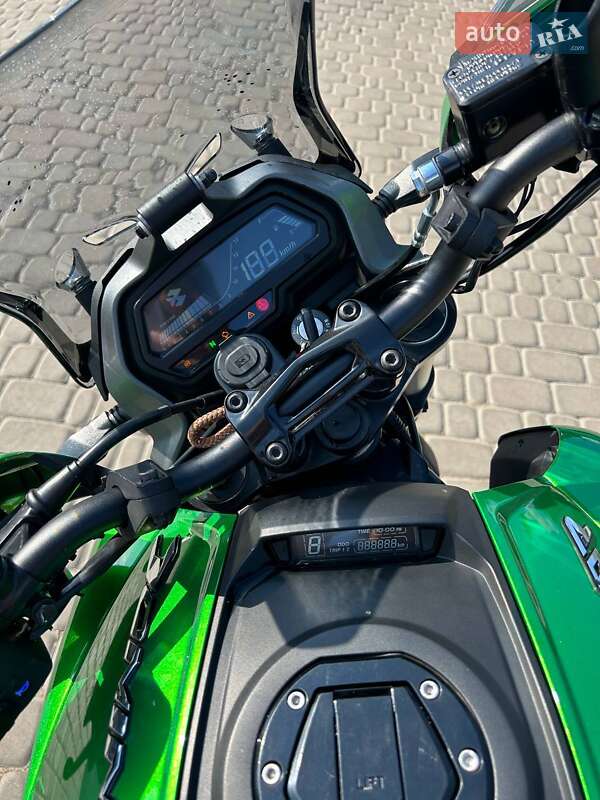 Мотоцикл Спорт-туризм Bajaj Dominar D400 2023 в Бобринці