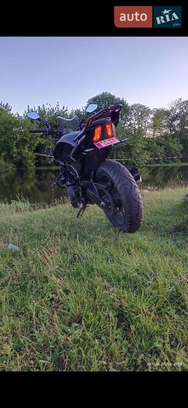 Bajaj Dominar D400 2021