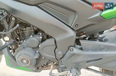 Мотоцикл Классік Bajaj Dominar D400 2020 в 