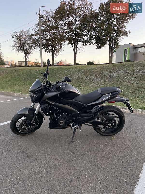 Мотоцикл Без обтекателей (Naked bike) Bajaj Dominar D400 2020 в 