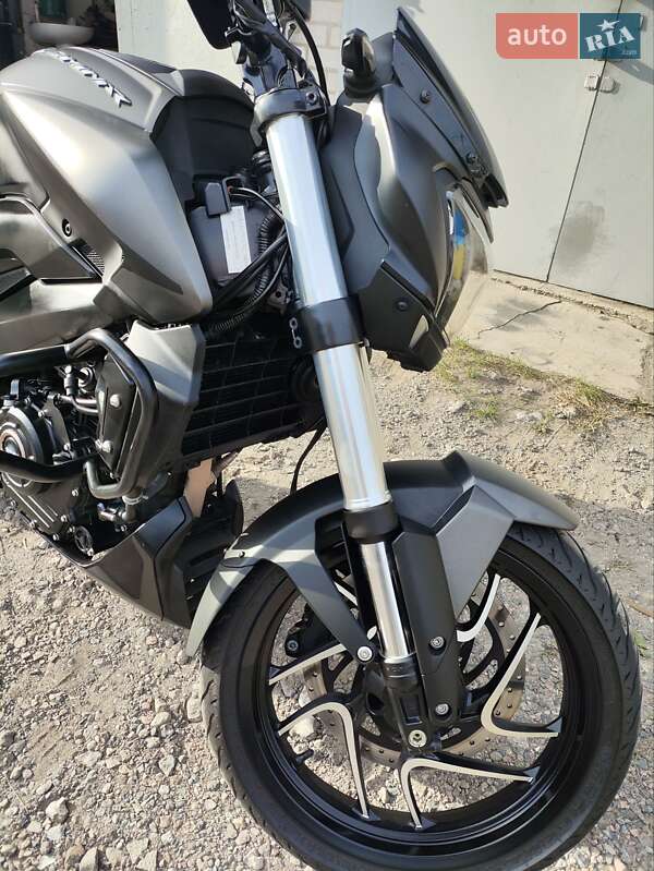 Мотоцикл Без обтікачів (Naked bike) Bajaj Dominar D400 2021 в Запоріжжі фото 5 Мотоцикл Без обтікачів (Naked bike) Bajaj Dominar D400 2021 в Запоріжжі