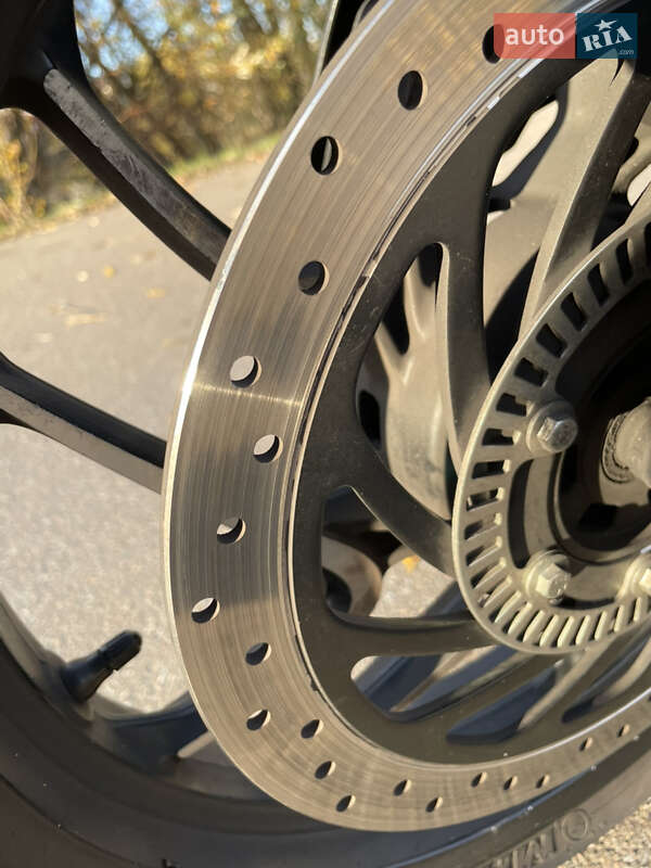 Мотоцикл Без обтекателей (Naked bike) Bajaj Dominar D400 2019 в Киеве фото 11 Мотоцикл Без обтекателей (Naked bike) Bajaj Dominar D400 2019 в Киеве