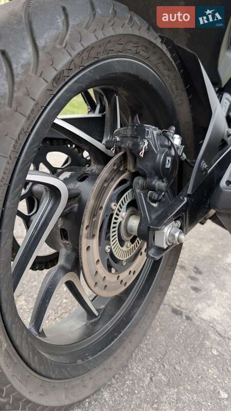 Мотоцикл Без обтекателей (Naked bike) Bajaj Dominar D400 2024 в Днепре