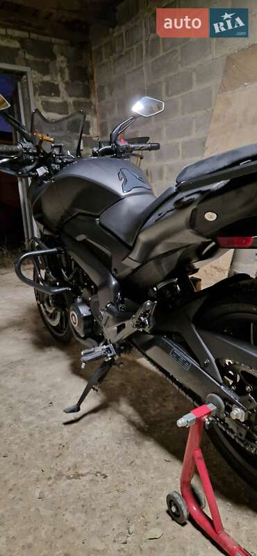 Мотоцикл Без обтекателей (Naked bike) Bajaj Dominar D400 2023 в Харькове