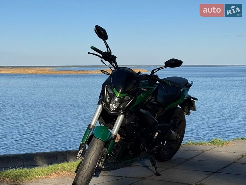 Bajaj Dominar D400 2021