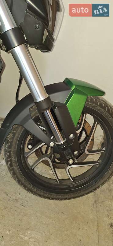 Мотоцикл Без обтекателей (Naked bike) Bajaj Dominar 2019 в Могилев-Подольске