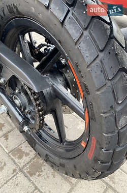 Спортбайк Bajaj Pulsar 180 2023 в 