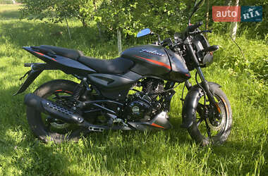 Спортбайк Bajaj Pulsar 180 2023 в 
