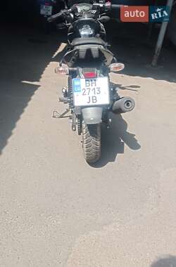 Мотоцикл Классік Bajaj Pulsar 180 2025 в 