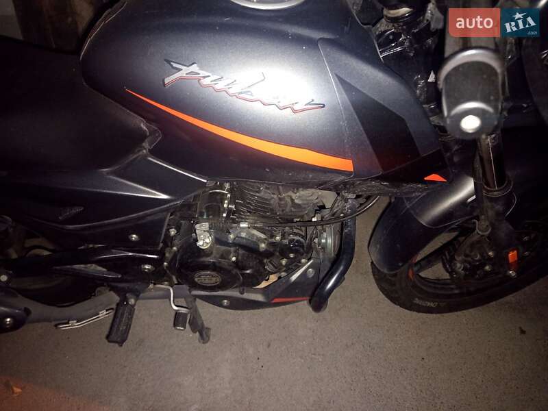 Мотоцикл Багатоцільовий (All-round) Bajaj Pulsar 180 2022 в Києві