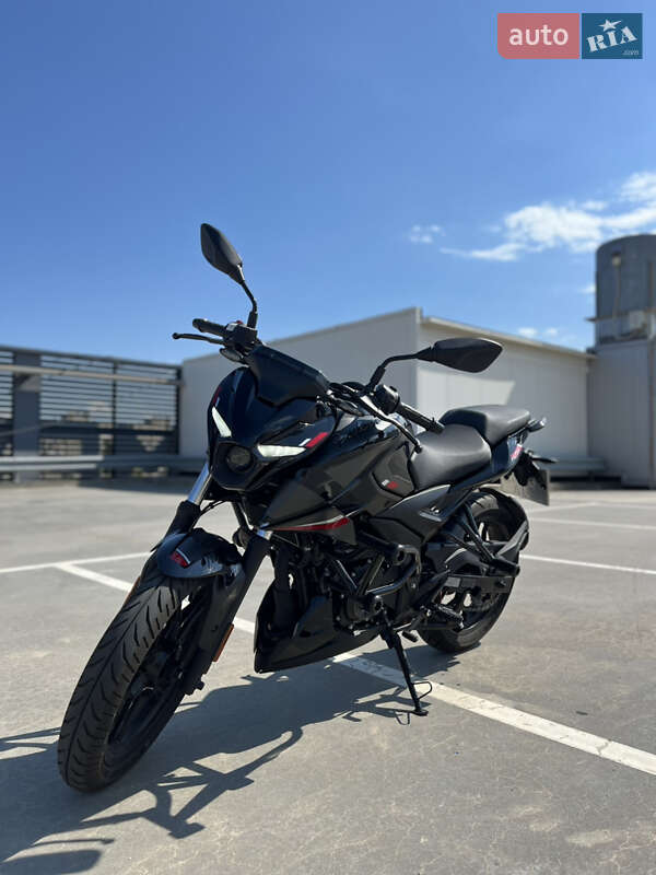 Мотоцикл Классік Bajaj Pulsar N250 2024 в 