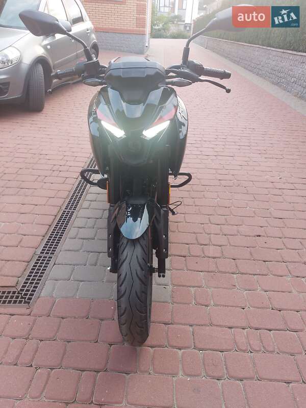 Спортбайк Bajaj Pulsar N250 2024 в Києві