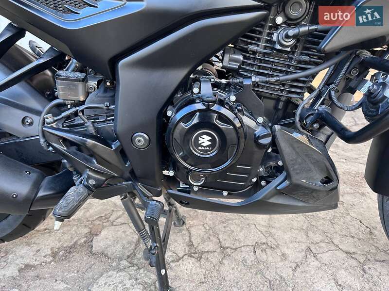 Мотоцикл Без обтекателей (Naked bike) Bajaj Pulsar N250 2024 в Днепре фото 12 Мотоцикл Без обтекателей (Naked bike) Bajaj Pulsar N250 2024 в Днепре